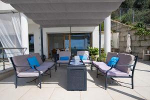 Catalunya Casas Modern Magnificence , only a few km to the beach!