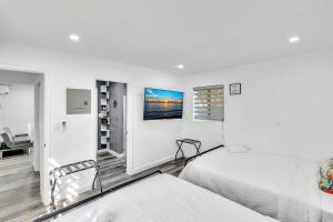 2 Queen Beds Hollywood Beach Vacation Hard Rock