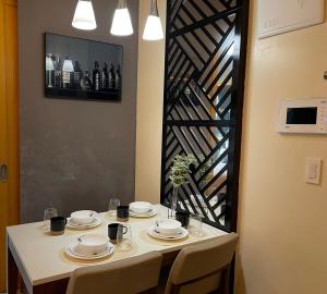 Getaway 1BR One Uptown BGC with Sound System