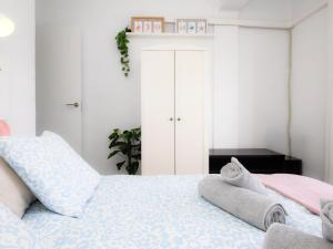 Cubos Mendoza Seaview Malaga Apartment