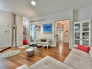 Sebastian Souviron 3 by Pineapple Homes