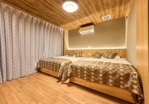 Luxury 3-Floor Entire House near Namba 150sqm Perfect for Families and Groups