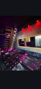 dark love suite avec Jacuzzi Privatif
