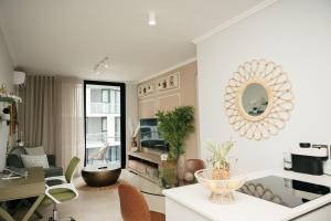 Ellipse Waterfall Executive Apartment