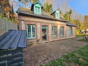 La Jolie Turquoise, Etretat