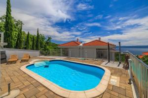 Apartment in Crikvenica 53769