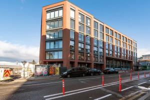 1BED Apartment in Birmingham w Roof Terrace Access