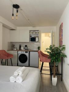 Heart of London I Your Apartment