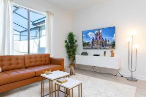 Last Minute Disney Luxury Townhouse with Private Pool. Book Now SLR564