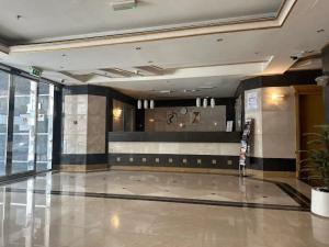 Female Al Barsha Stay near Mall of Emirates & Metro Dubai