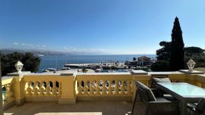 La verita 1 st line with balcony