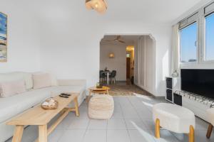 Home2Book Boutique City Studio with Balcony