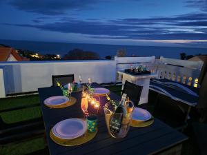 Villa LILOU Superbe Roof Top, Vue Mer, Climatisation