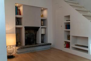 Luxury Apartment in Moltrasio Center