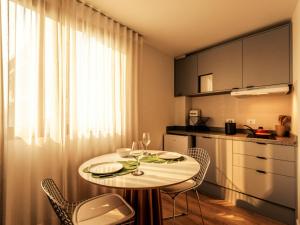 Easy Life Campus PUC by Xtay - Estúdios Completos perto da PUC e centros de eventos