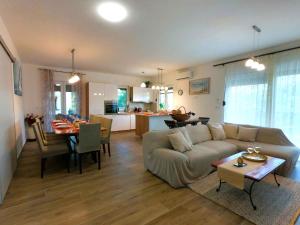 Holiday home in Gabonjin - Insel Krk 53372