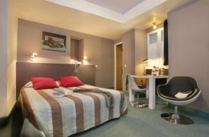 Hotels Hotel De Gramont : photos des chambres