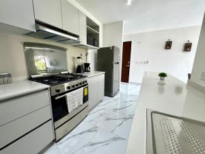 OM03 Beautiful 2 bedroom apartment in Cancun