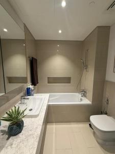 Premium 2BR Apartment Burj Khalifa & Sea Views with Large Balcony -2026 Modern