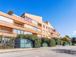 Apartment Adelaïde by Interhome