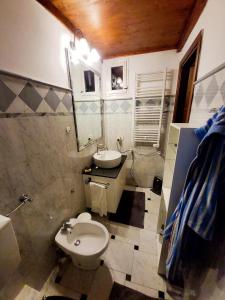 Double Room and Private Bath Central Florence