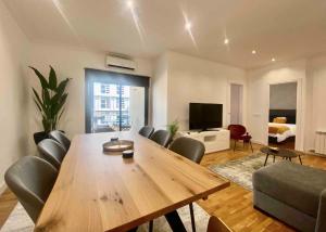 Central Urban Elegance