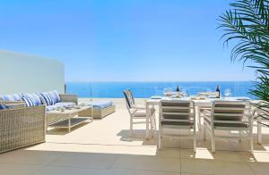 Luxury Penthouse with Stunning Sea Views