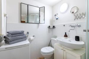 Apartment in the center of Prague near the river