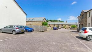 Oysters Sleeps 6 Modern Villa Dog Friendly