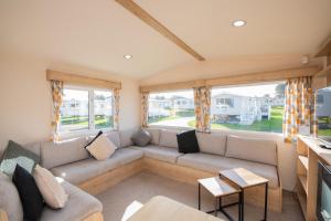 Vacant Nests Seton Sands St Andrews Starlink