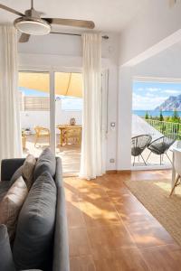 Villa lujo vistas mar - piscina privada - playa a pie