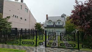 Lujosa Casa Con Cochera y Parrilla En Ushuaia