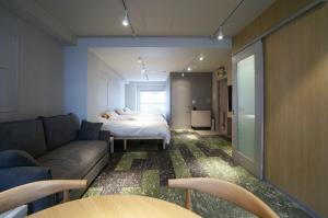 Hotel Sakura Riverside