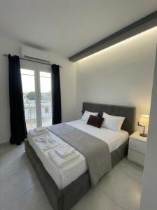 Mediterranean Port Suite