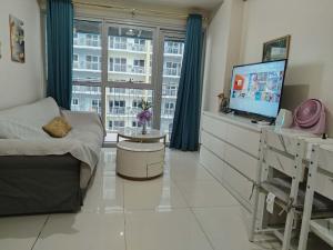 Bayshore 2 Okada Bayview fast WiFi Big TV Near NAIA&MOA