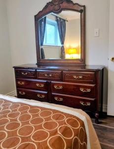 Comfy Room by Toronto Pearson Airport