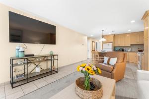 1339 Sea Elder Ct