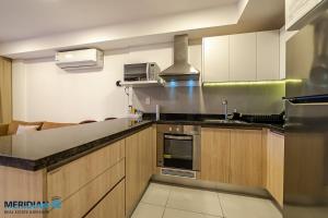 Amplio depto de un dormitorio a 20 metros del Shopping del Sol