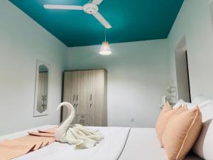 Kadju Villa - Luxury Villa Near Hikkaduwa Beach