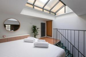 Cozy and Elegant Design Loft