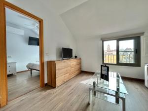 Puerta de Antequera Penthouse by Pineapple Homes