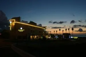 Mega Resort - Kŭmnŭng-ni