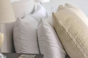 Cosy 3 Bed Cottage in Windsor, Perfect for Small Families & Couples, Sleeps 5