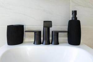 Adinkra Reserve - Curated Afro-Modern Stay