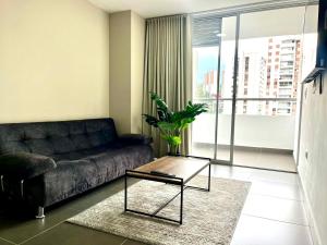 Apartamento con vista y ubicación perfecta en Sabaneta