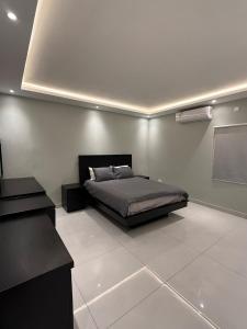 2 bedroom apartment with outdoor seating area