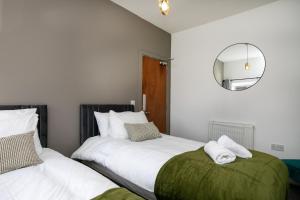 Trendy Contractor Stay Central & Convenient -Parking - Netflix