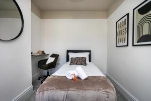 Trendy Contractor Stay Central & Convenient -Parking - Netflix