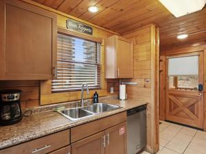 My Happy Place | Cozy Pigeon Forge Cabin Retreat