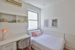 Apartment with air conditioning 2 blocks from Leblon Beach
